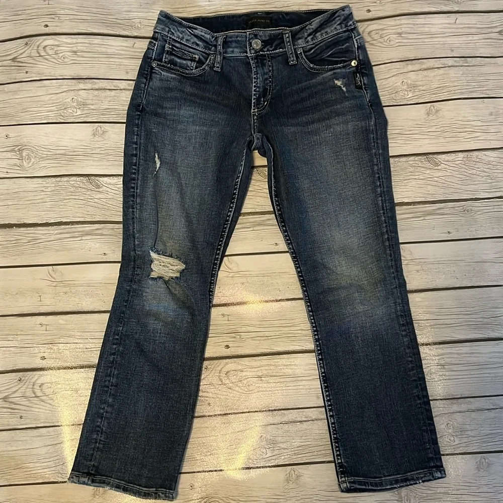 🌻Silver Jeans Co Women’s 27” waist Elyse Capri Cropped Denim